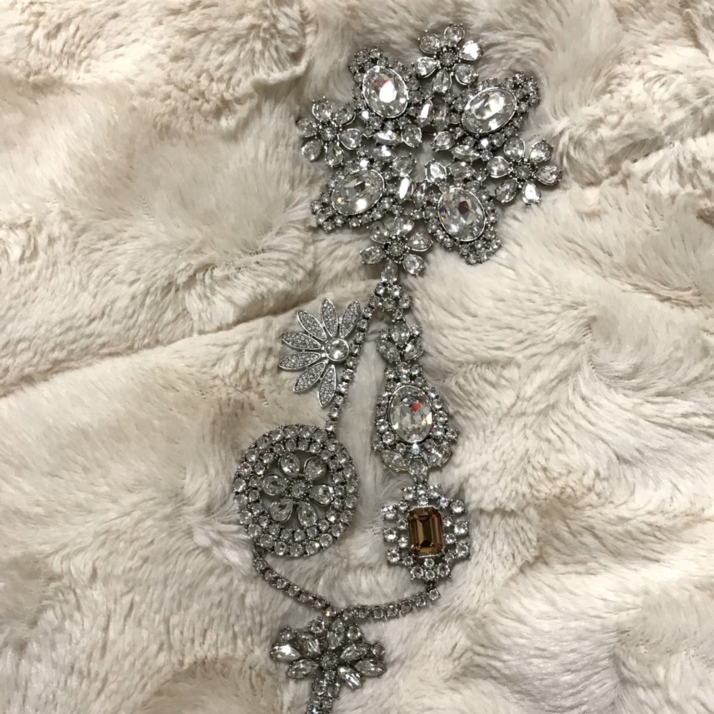 Burberry brooch